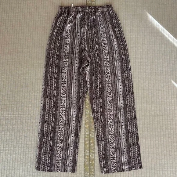 Women's Black and White Striped Pants - Picture 2 of 2